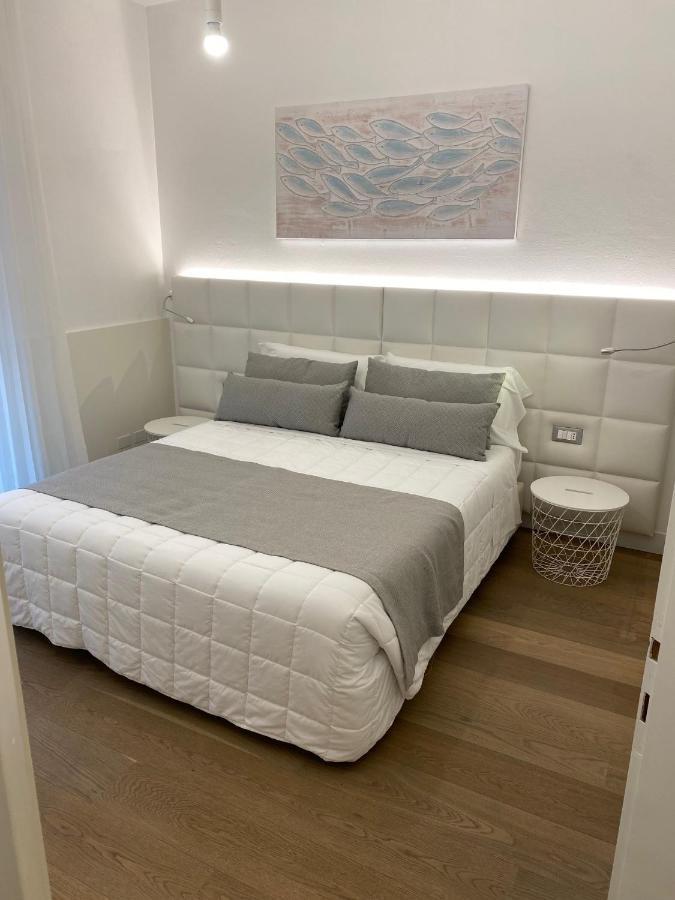 Appartamento Fronte Mare Villa Lory Lignano Sabbiadoro Exterior foto